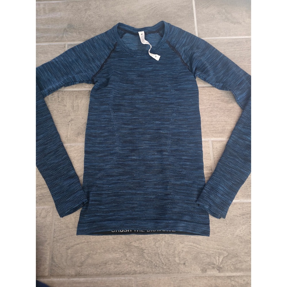 Lululemon Swiftly Tech Long Sleeve Crew Blue Space Dye Thumbholes Size 2